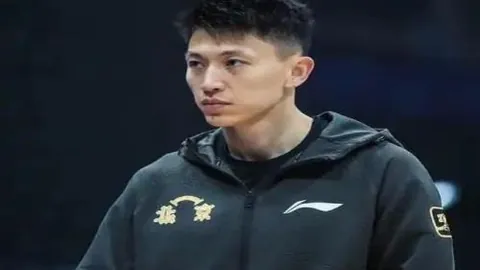 曼城30轮大胜南安普顿，哈兰德双响德布劳内助力，曼城力克副班长！